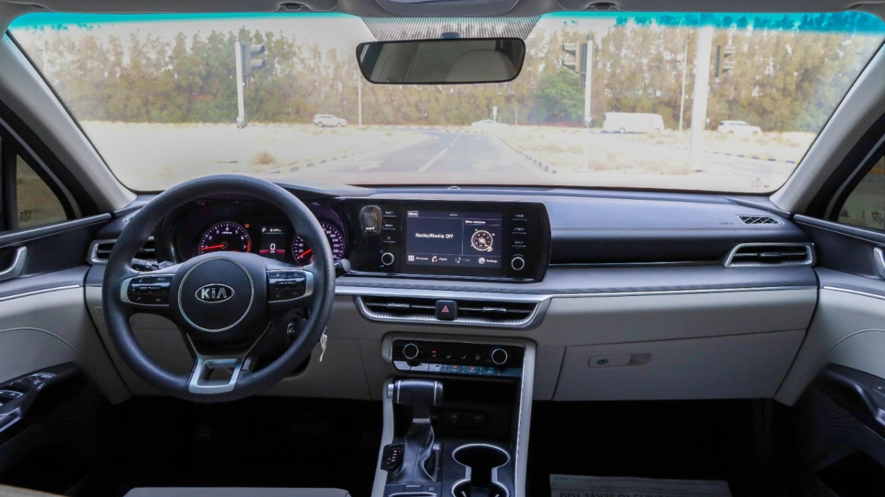 https://gcc-1307444343.cos.accelerate.myqcloud.com/cc/car-image/f4219661
