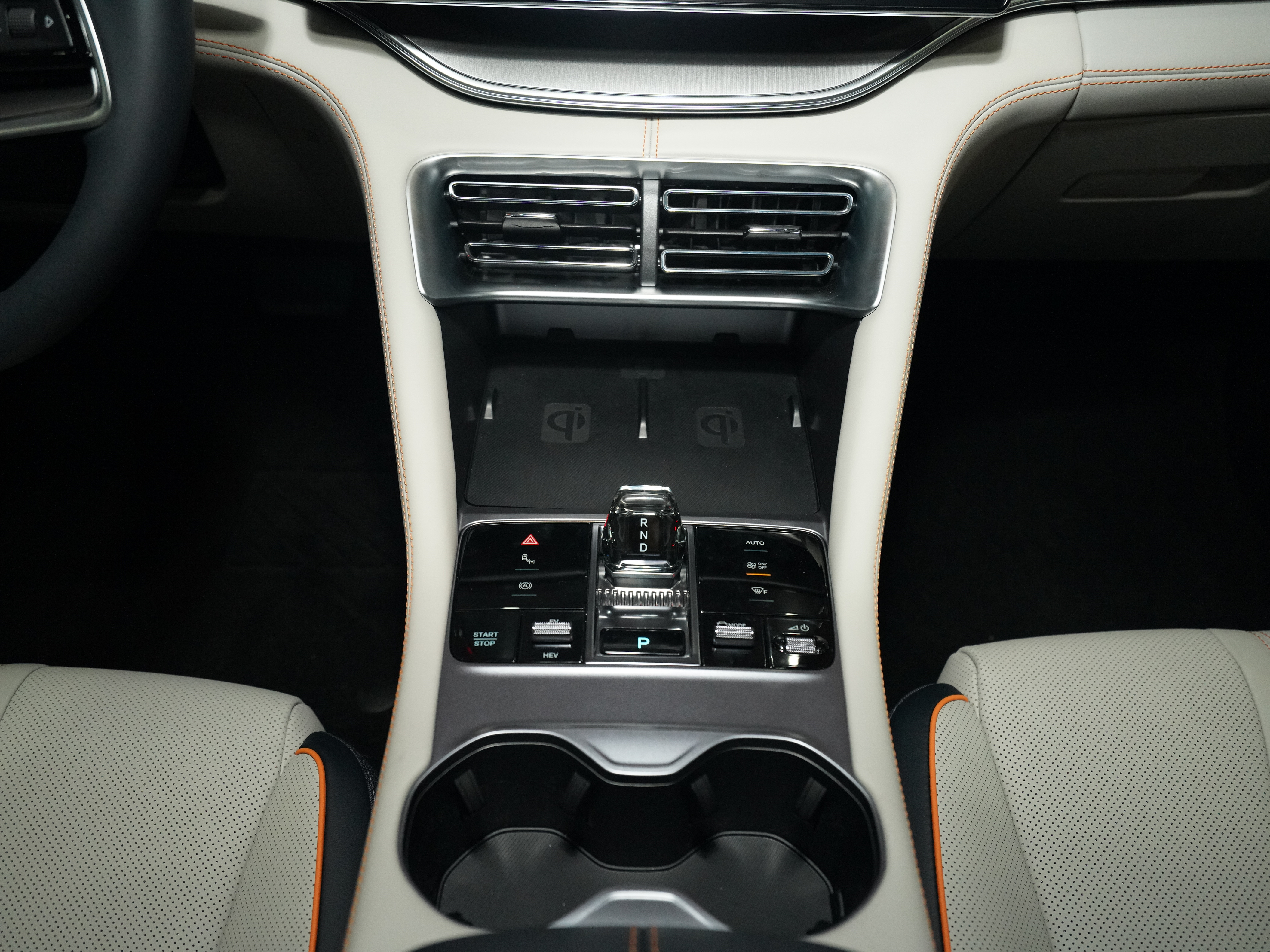 https://gcc-1307444343.cos.accelerate.myqcloud.com/cc/car-image/f434b4cc