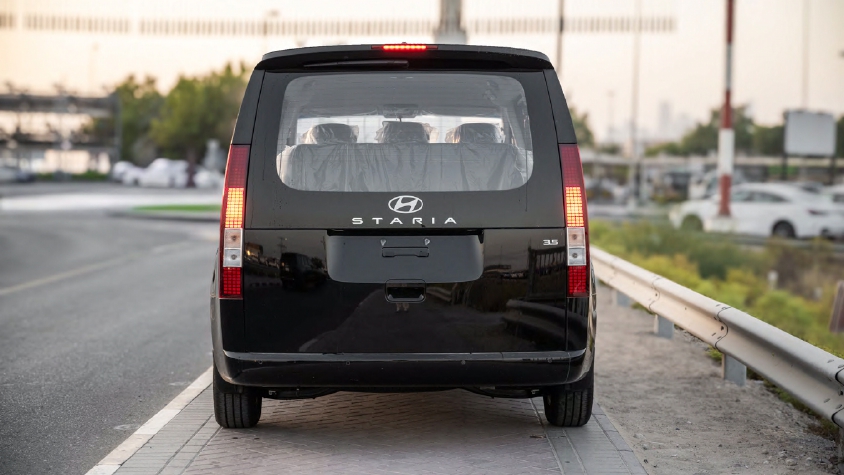Hyundai Staria 2025 3.5L