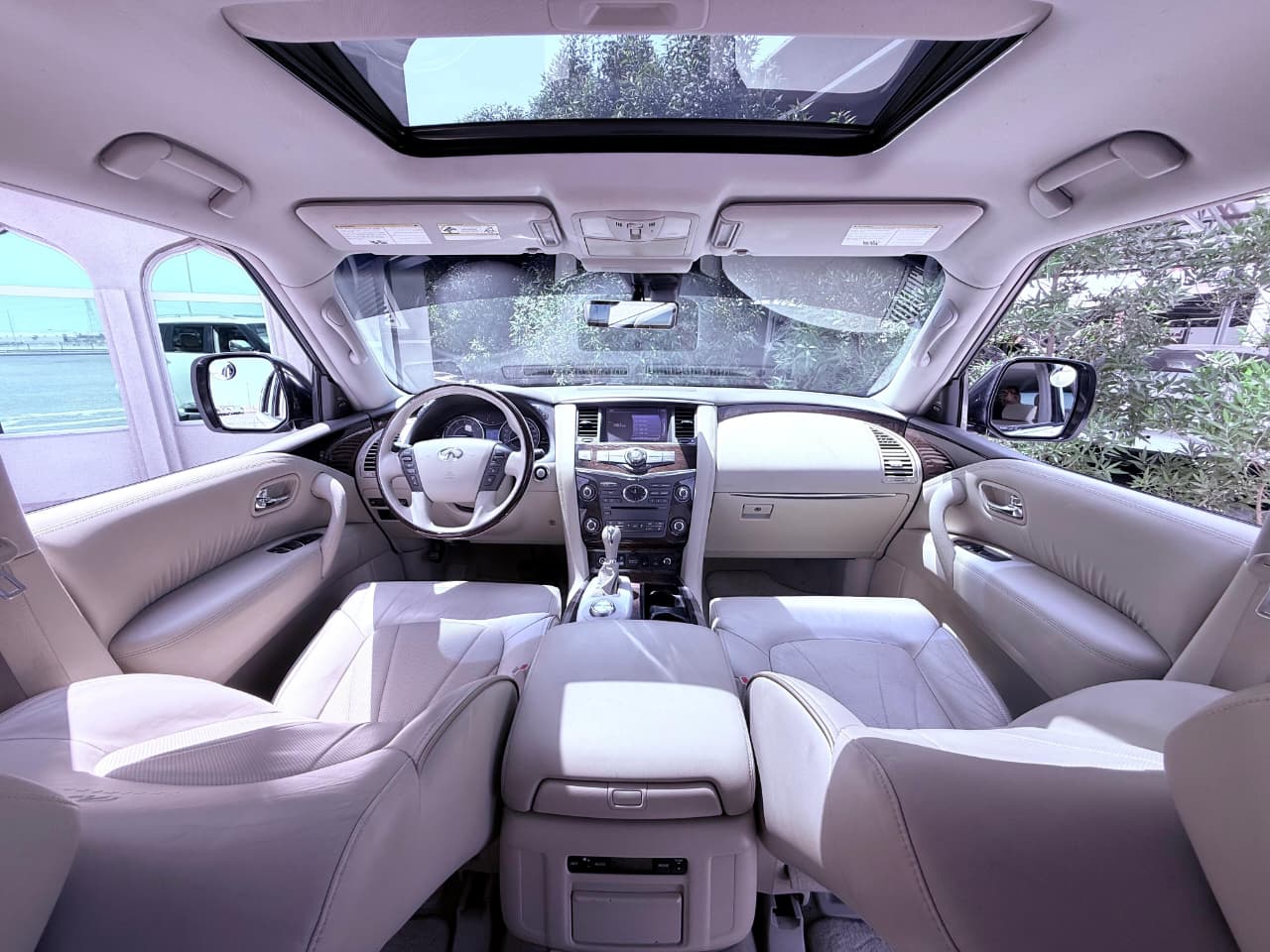 Infiniti QX80 2014