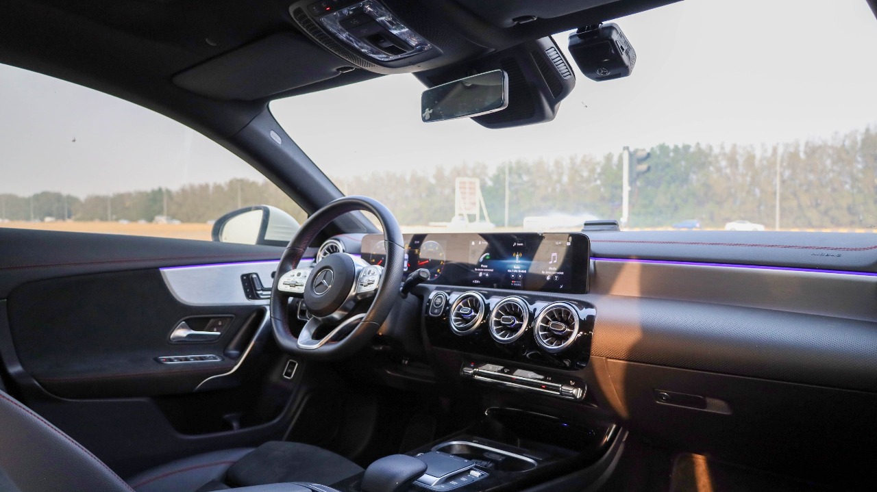 https://gcc-1307444343.cos.accelerate.myqcloud.com/cc/car-image/f70b6467