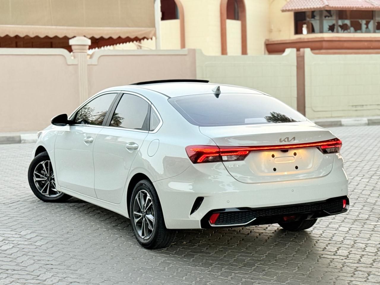 Kia K3 2024 1600L
