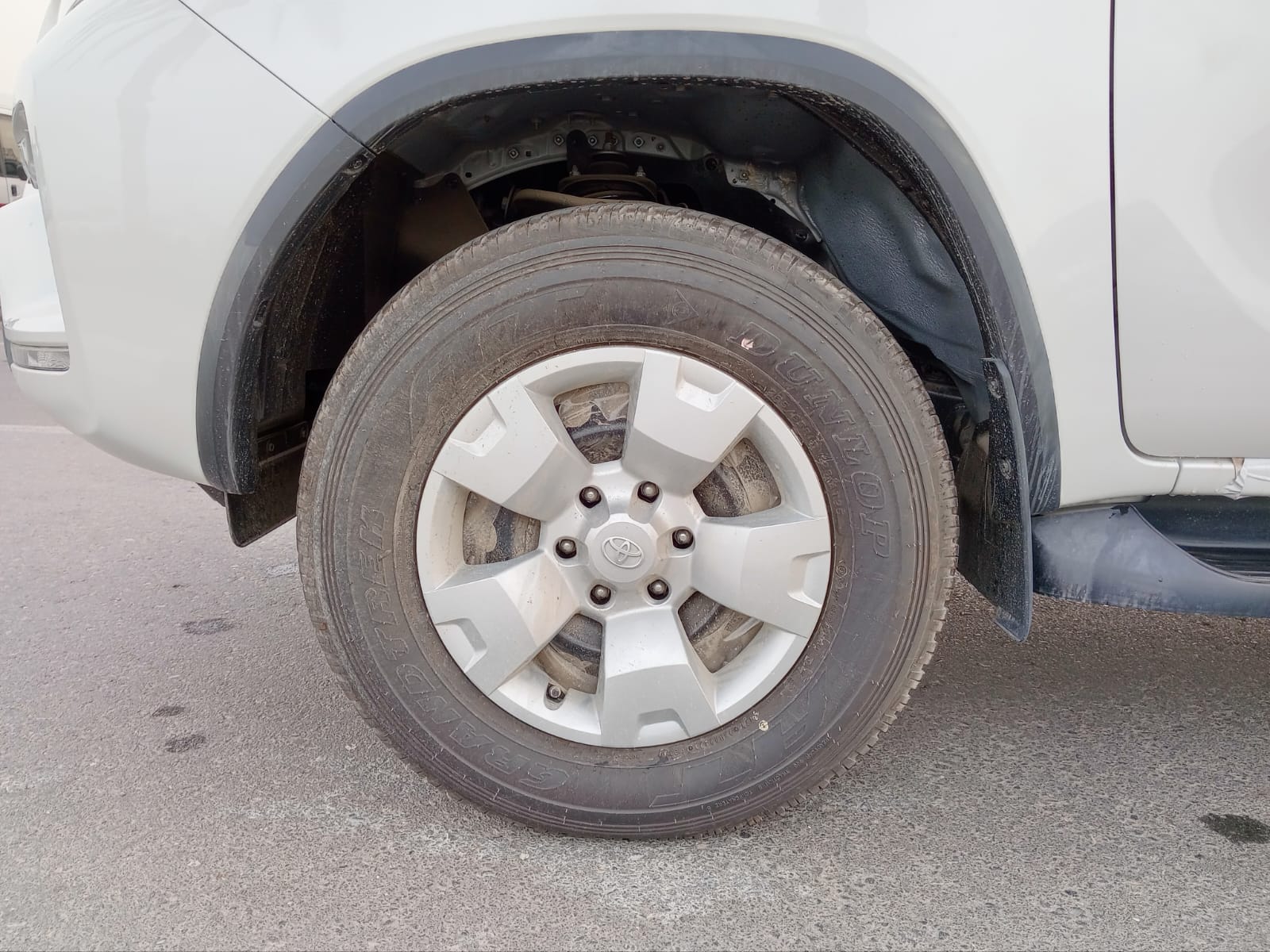 Toyota Fortuner 2023