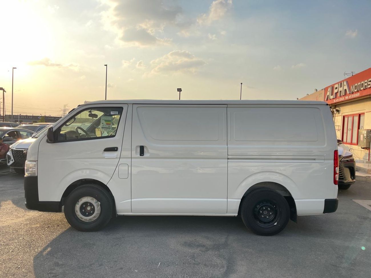 تويوتا هاياس 2024 2.7L