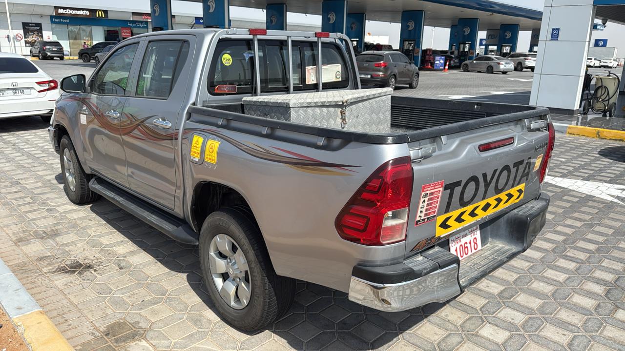 تويوتا هيلوكس 2021