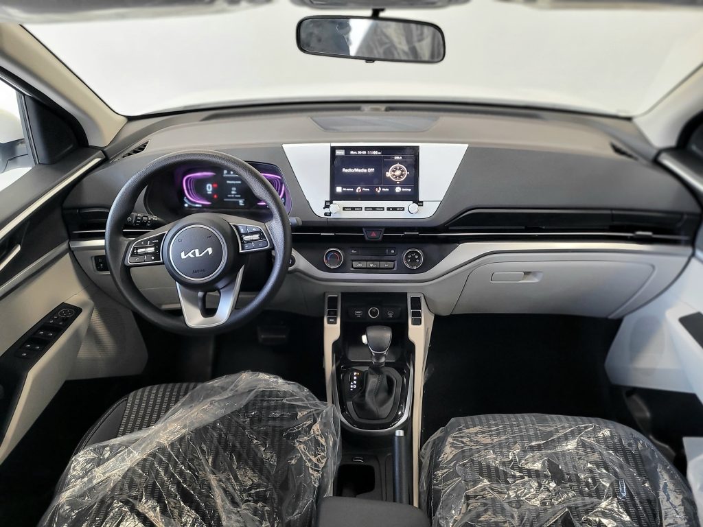 Kia Carens 2025 1.5L