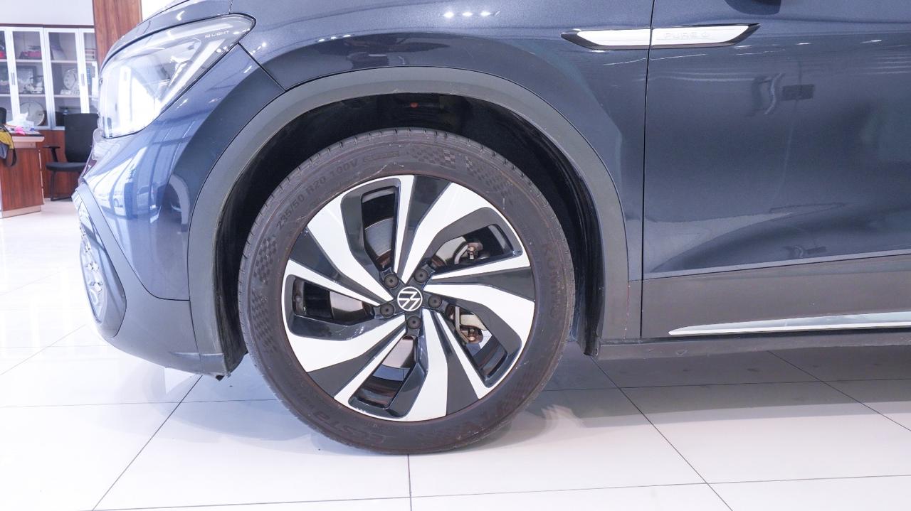 Volkswagen ID.6 2022