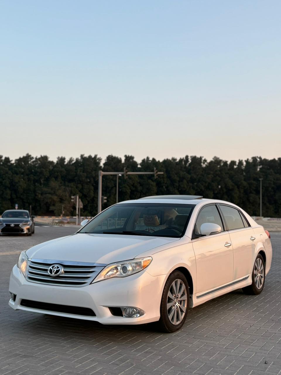 Toyota Avalon 2012