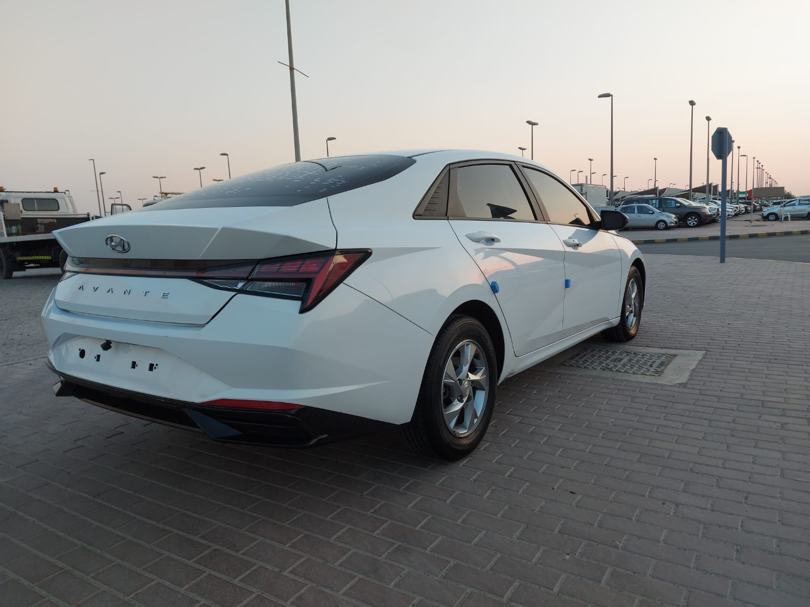 هيونداي افانتي 2021 2000L