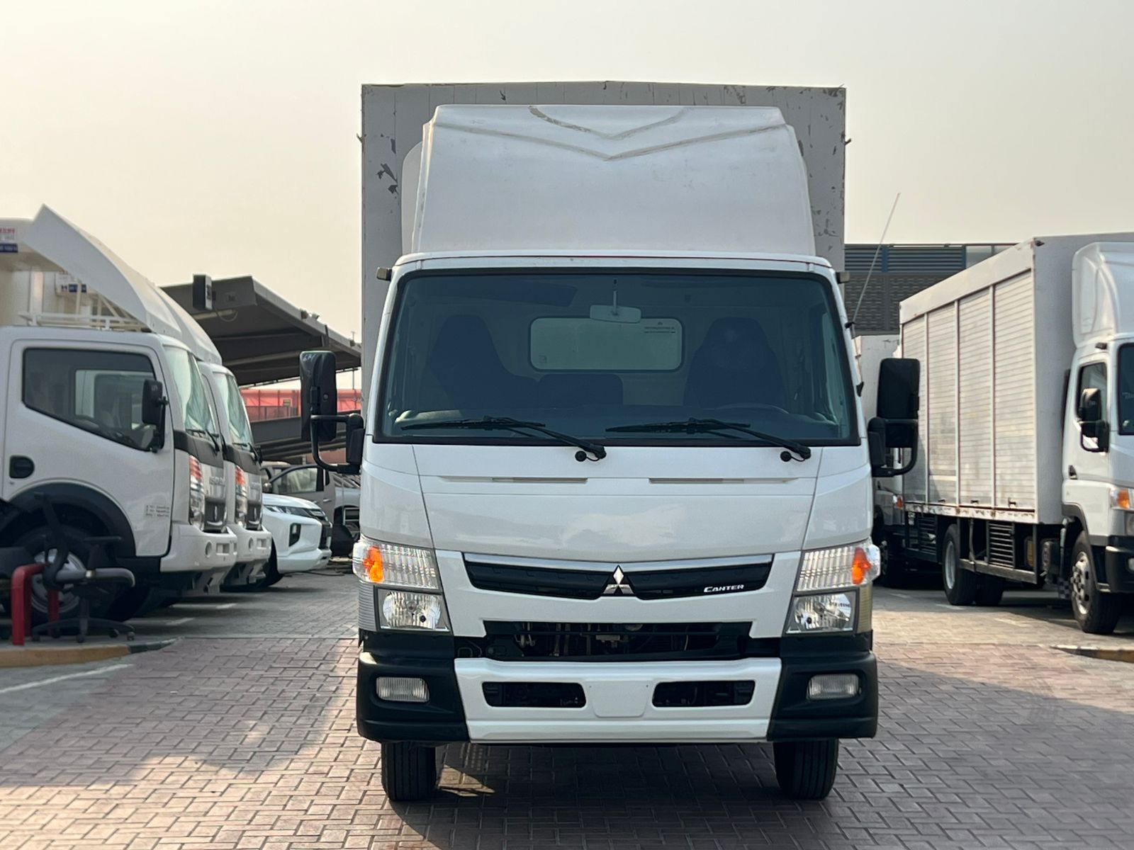Mitsubishi Canter 2019