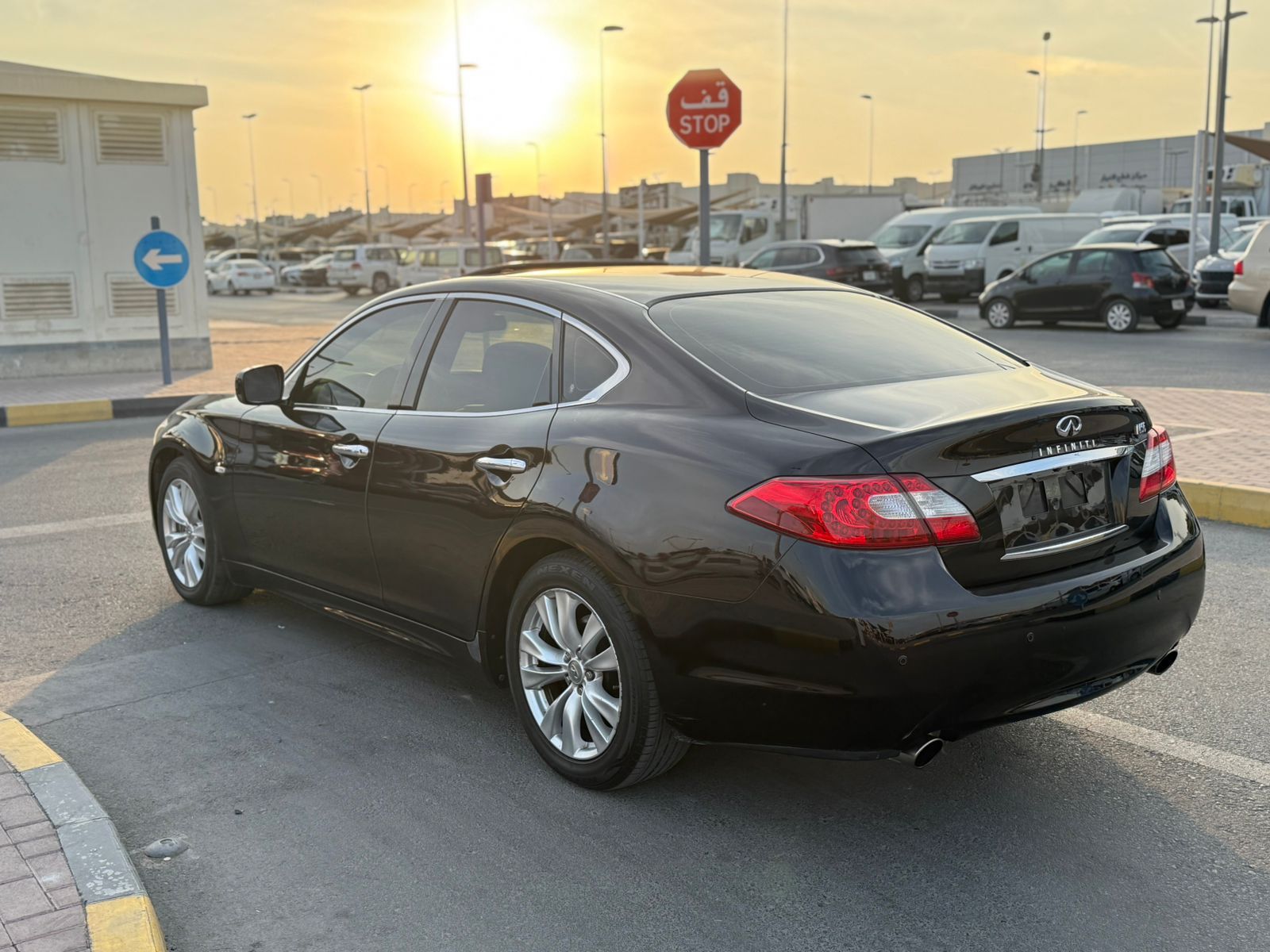 Infiniti M56 2012
