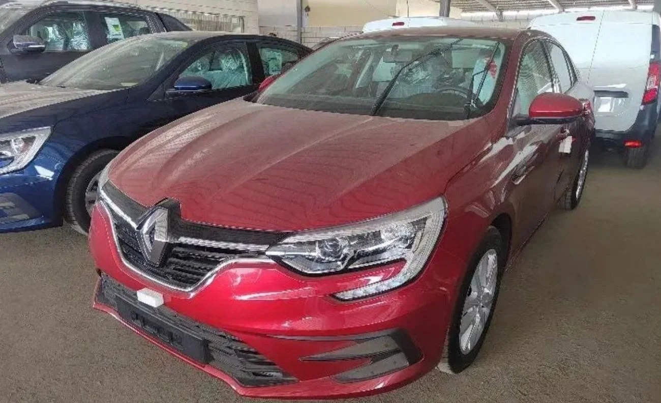 renault megane image Renault Megane 1.6L FWD CVT AUTOMATIC , MANUAL AC , MANUAL BRAKE , LED DAYLIGHT , REAR FOG LIGHTS