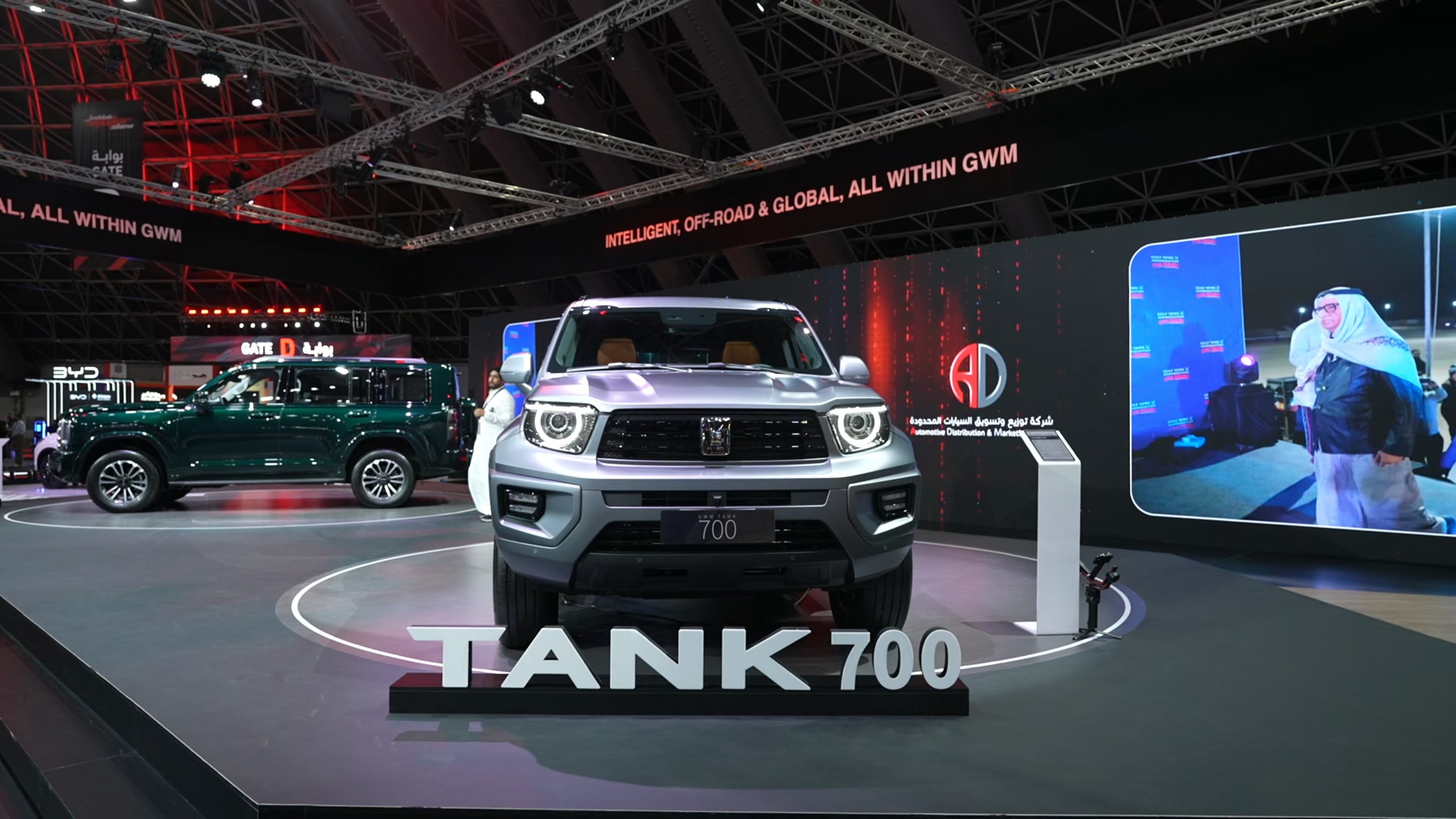 Discover Tank Tank 700 Exterior Interior Images.Find all aspects and details of cars.