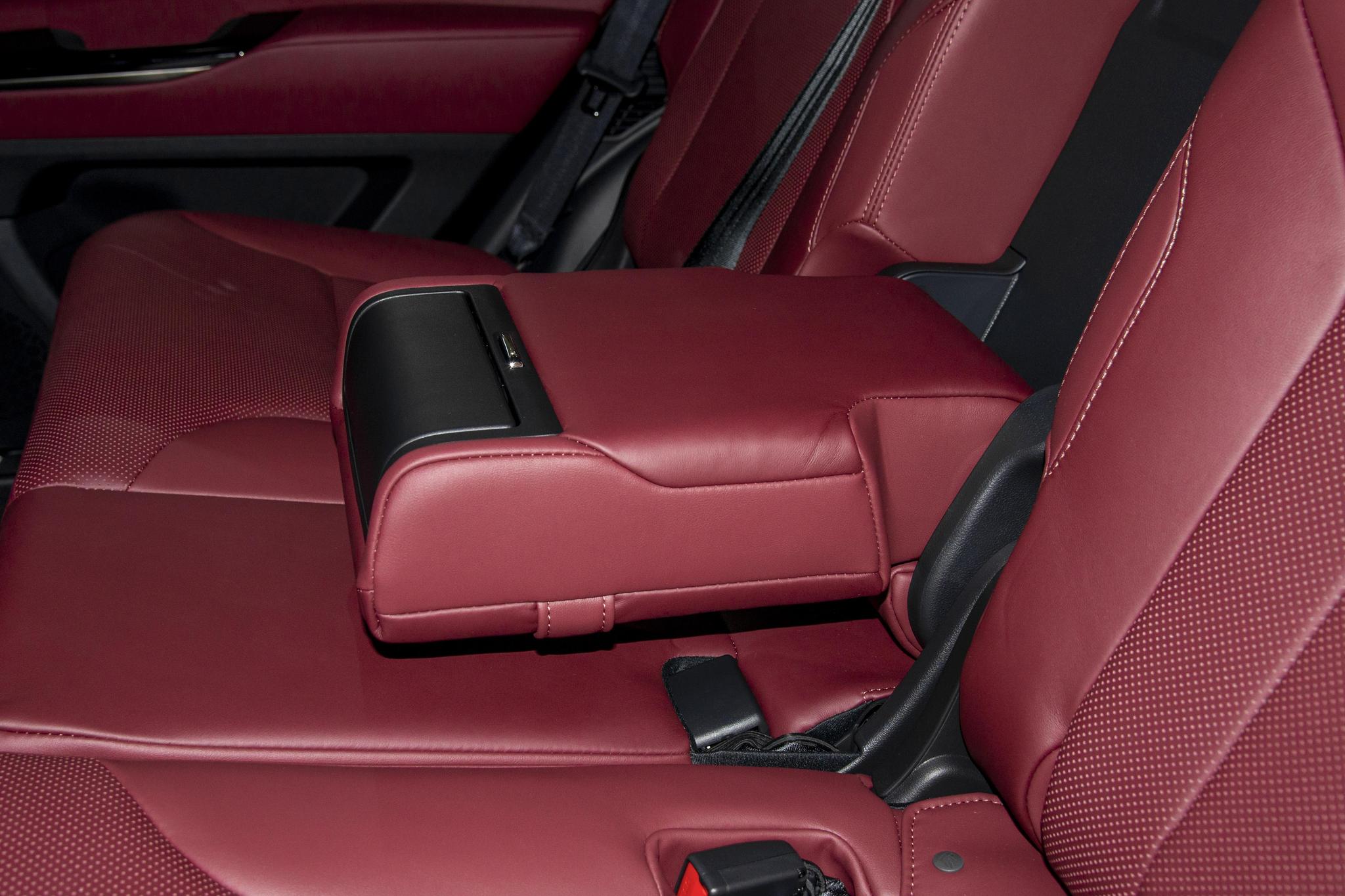 Discover Lexus Lexus LX Exterior Interior Images.Find all aspects and details of cars.