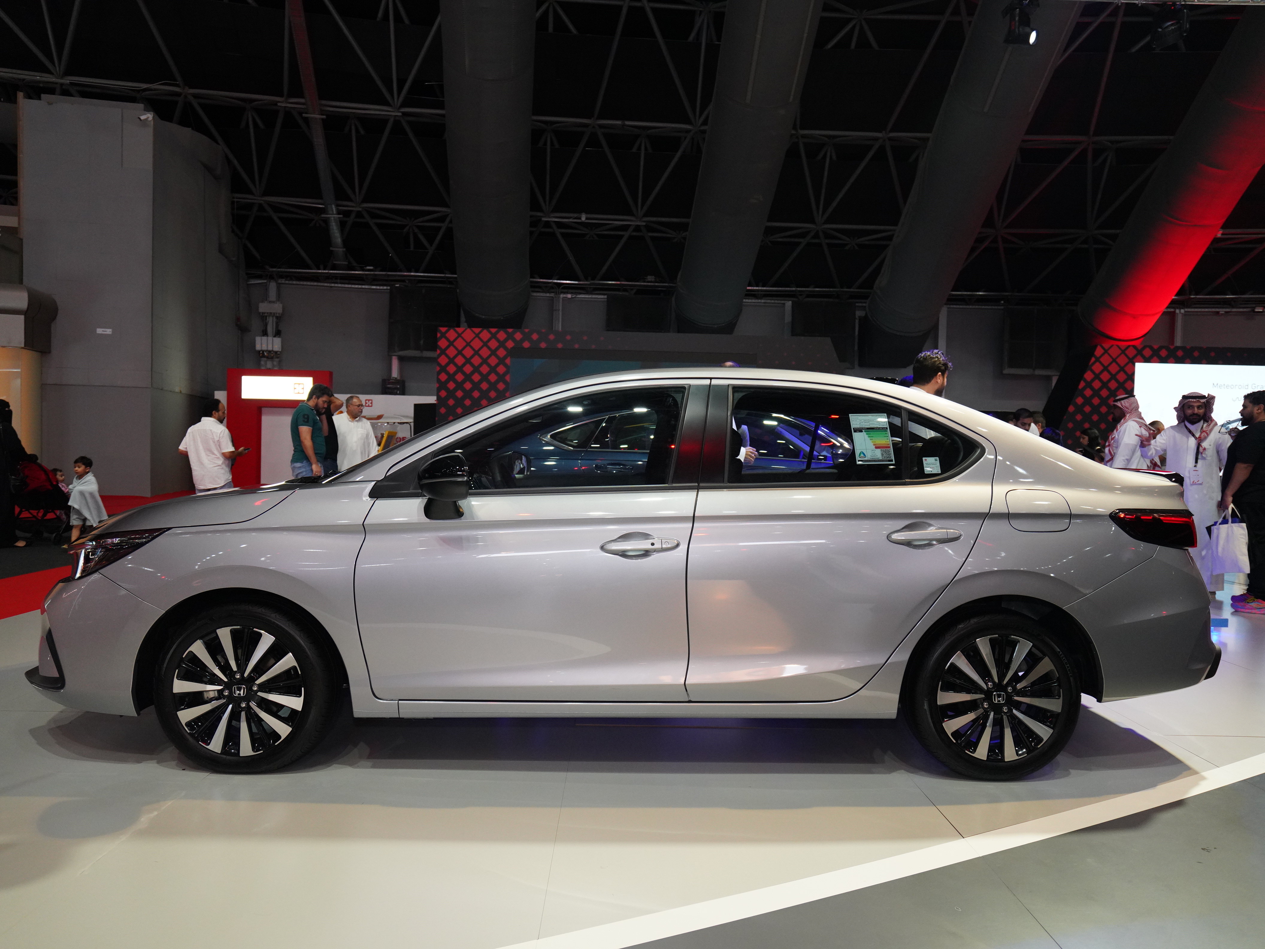 Discover Honda Honda City Exterior Interior Images.Find all aspects and details of cars.