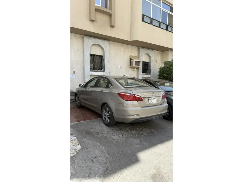 Discover undefined undefined Exterior Interior Images.Find all aspects and details of cars.