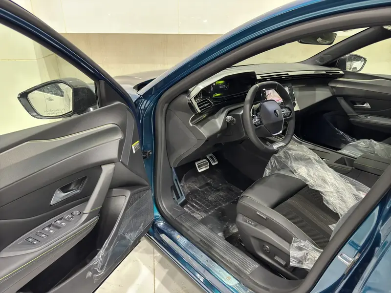 Peugeot 408 2025