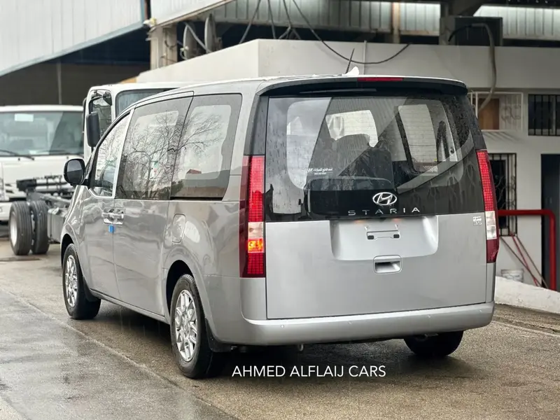 Hyundai Staria 2025