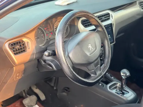 Discover undefined undefined Exterior Interior Images.Find all aspects and details of cars.