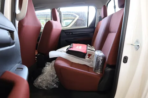 New Toyota Hilux 2.4L GL 2 Double Cab M/T 4x4 2023