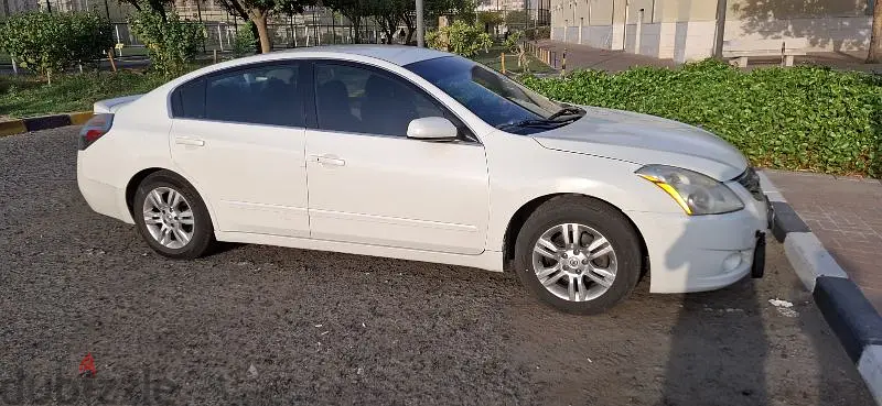 نيسان ألتيما 2011