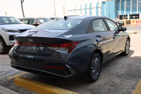 New Hyundai Elantra 1.6L Smart 2023