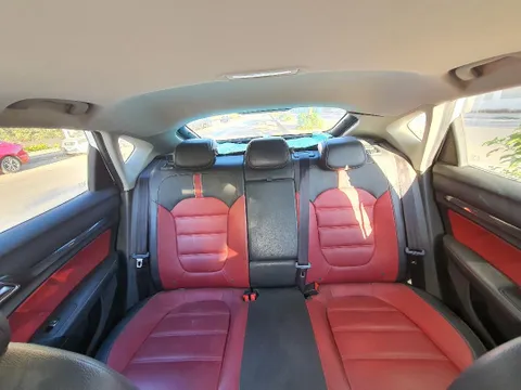 Discover undefined undefined Exterior Interior Images.Find all aspects and details of cars.