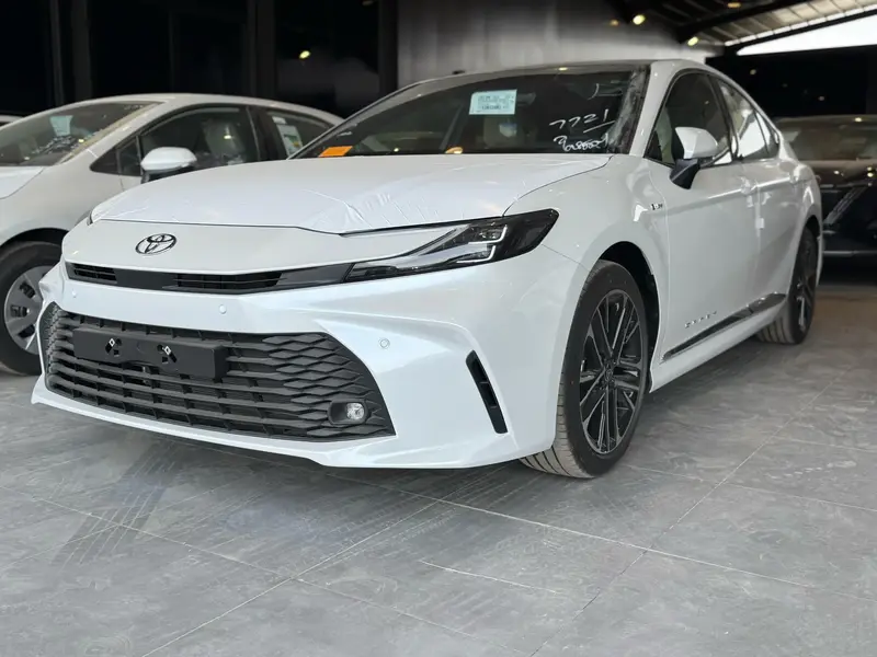 Toyota Camry 2025