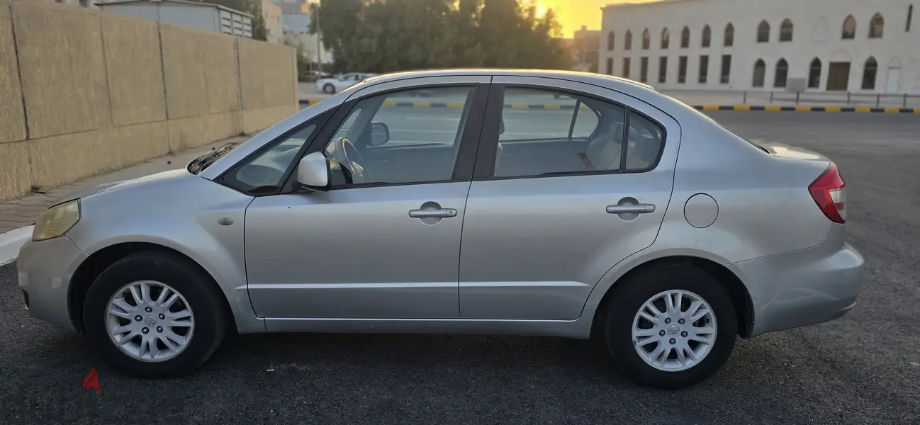 سوزوكي SX4 2009