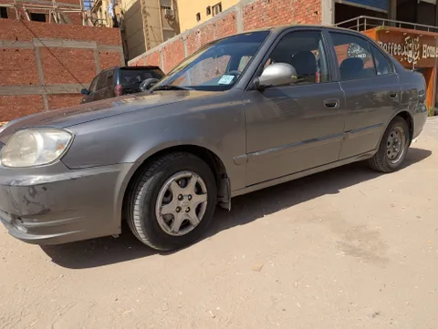 Hyundai Verna 1.6 GLS M/T 2009