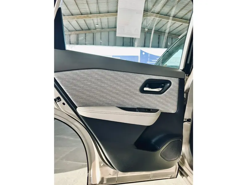 Nissan X-Trail 2025