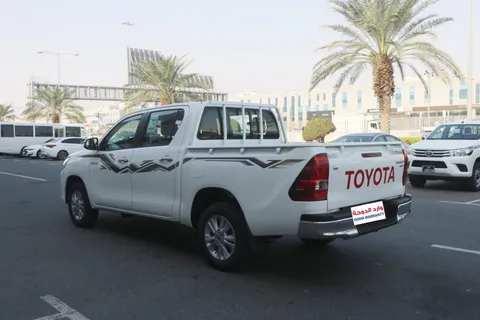 New Toyota Hilux 2.7 Double Cab 4x2 A/T Base 2024