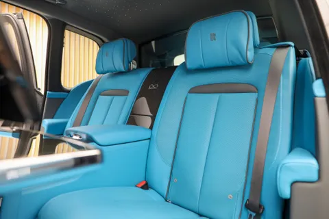 Discover undefined undefined Exterior Interior Images.Find all aspects and details of cars.