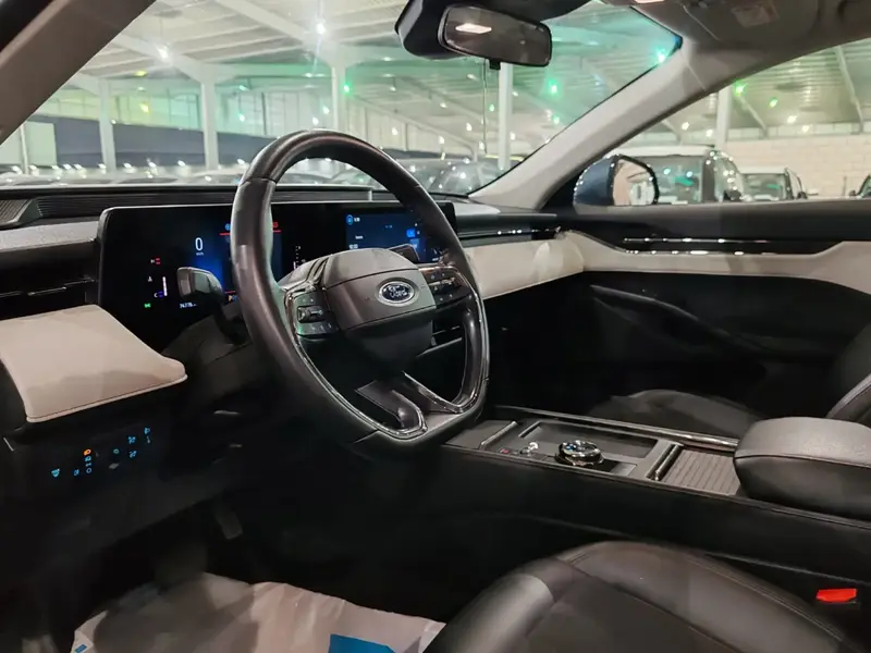 Ford Taurus 2023