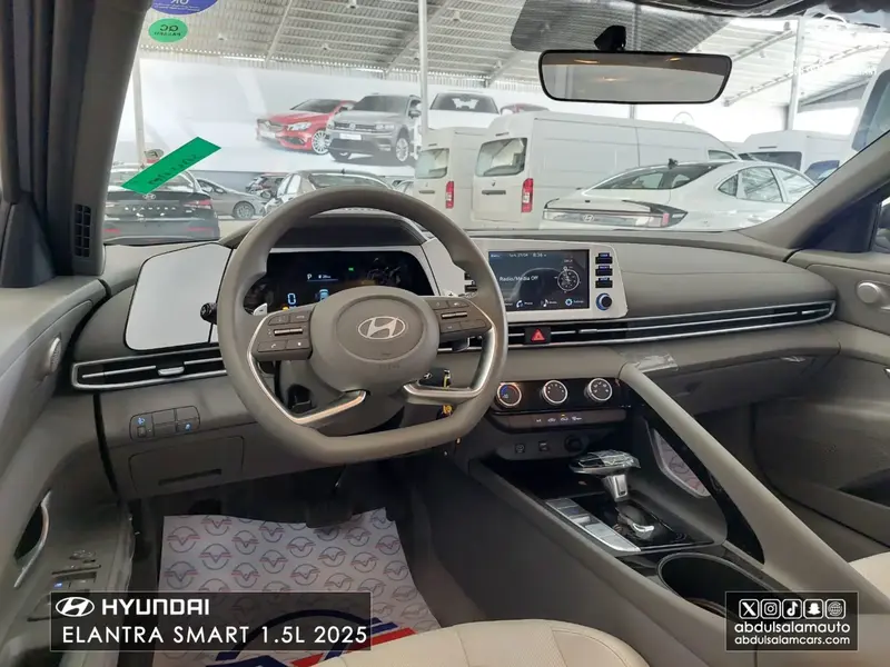 Hyundai Elantra 2025