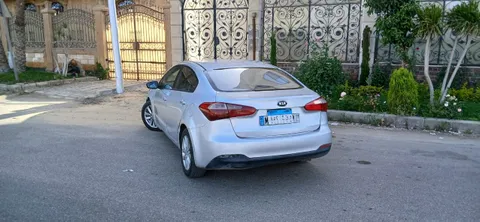 Kia Cerato 1.6L Top 2016
