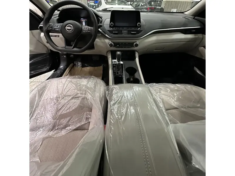 Nissan Altima 2025