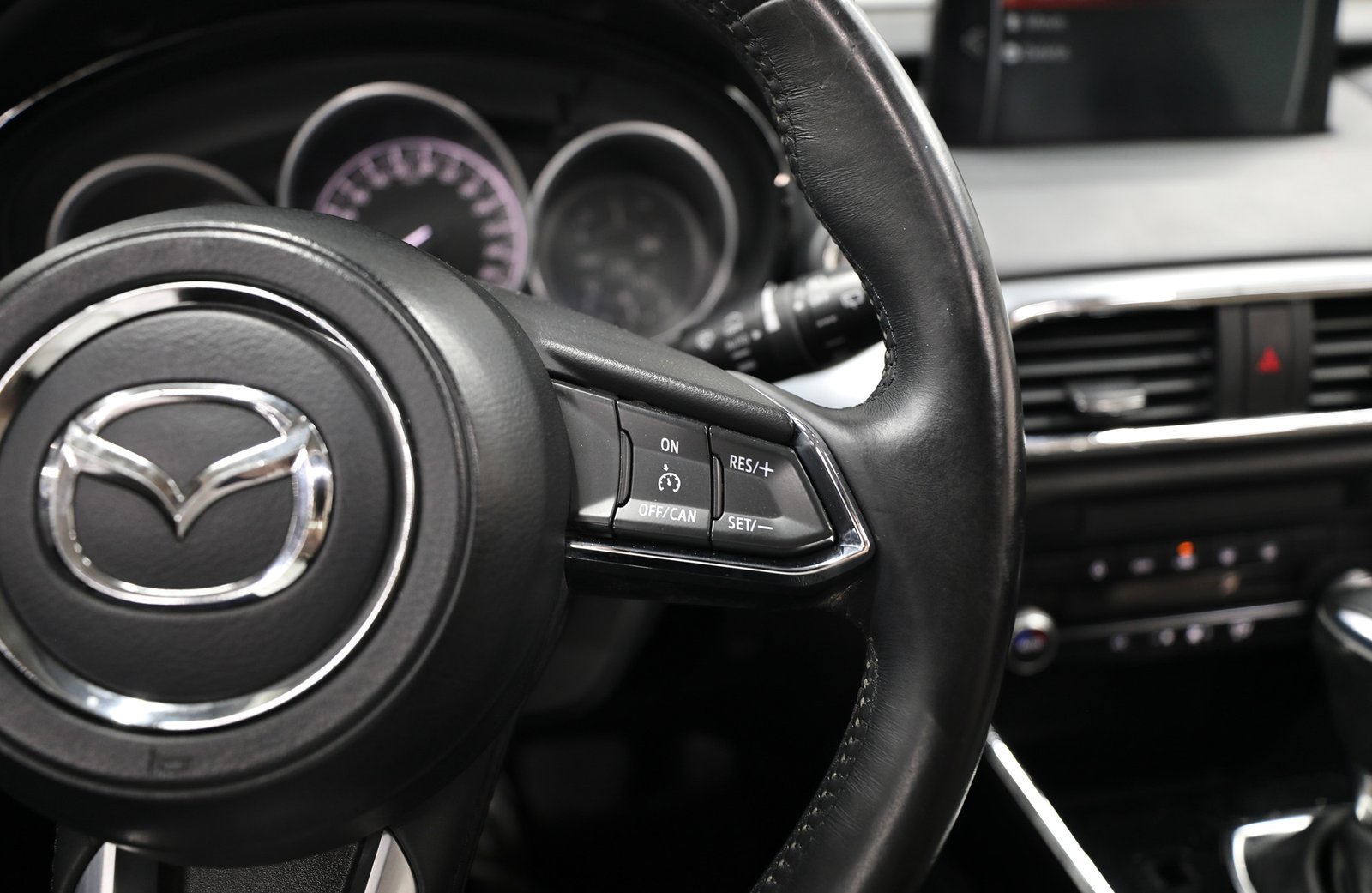 GCC | CX9 | 1,400 AED Montly | Free Insurance and Registration | 0 Downpayment