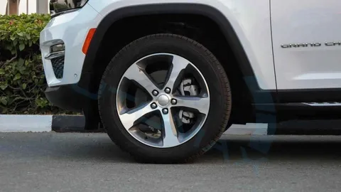 New Jeep Cherokee 2024