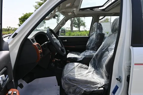 New Nissan Patrol Safari 4.8L M/T 2024