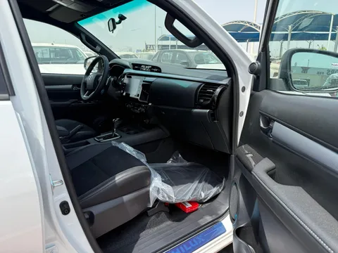 New Toyota Hilux 2025