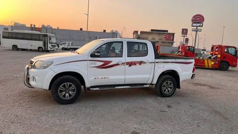 toyota toyota-hilux image Toyota Hilux 2014
