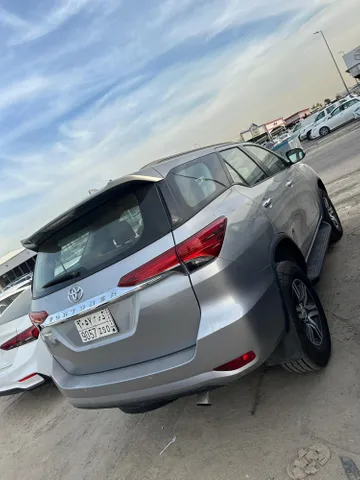 Discover undefined undefined Exterior Interior Images.Find all aspects and details of cars.