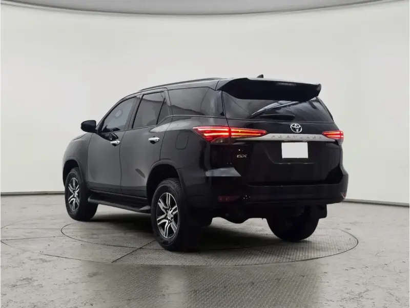 Toyota Fortuner 2024