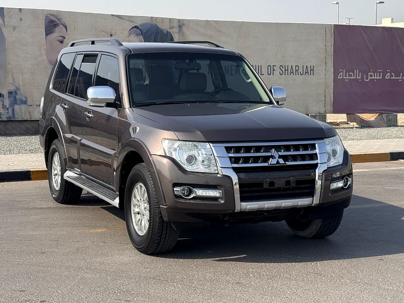 Mitsubishi Pajero 2015