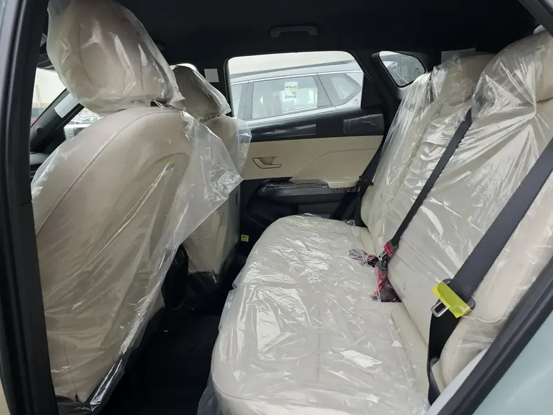 Discover undefined undefined Exterior Interior Images.Find all aspects and details of cars.