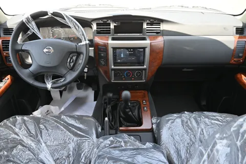 New Nissan Patrol Safari 4.8L M/T 2024