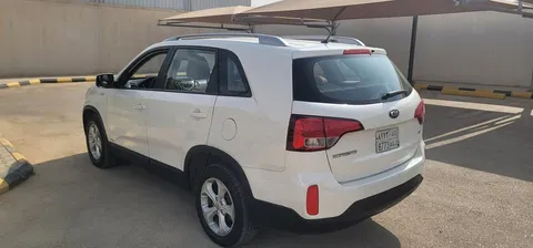 Discover undefined undefined Exterior Interior Images.Find all aspects and details of cars.