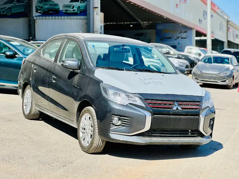 Discover undefined undefined Exterior Interior Images.Find all aspects and details of cars.