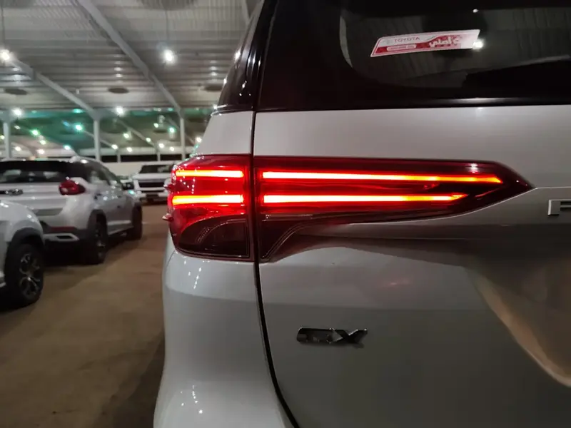 Toyota Fortuner 2023